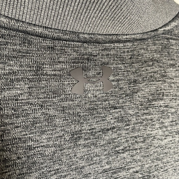 Men’s Underarmour 1/4 Zip - Picture 4 of 5